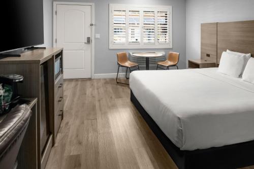 Lone Oak Lodge - image 33