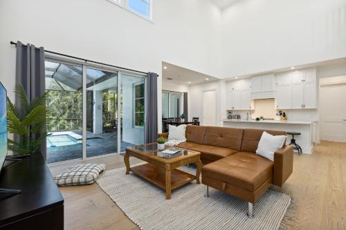 Létesítmények, 132 Ocean Estates Dr in Lakewood Park (FL)