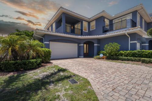 102 Mediterranean Way in Indian Harbour Beach, USA