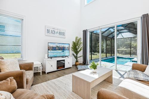 139 Ocean Estates Dr in Lakewood Park, USA