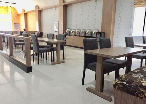 Miracle Hotel Manado in Tikala