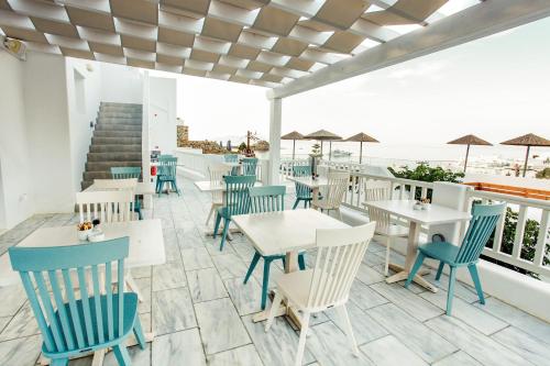 84430870 The George Hotel Mykonos