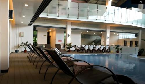 11 Best Hotels in Digos, Philippines