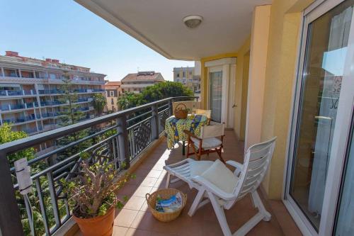 28D - Centre ville avec terrasse et parking - Location saisonnière - Menton