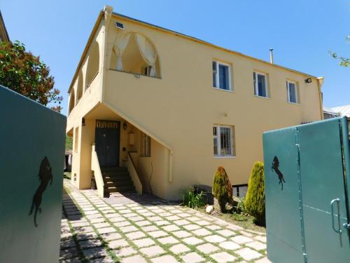 Private Lakeside Garden Villa Sevan – khách sạn tại Sevan