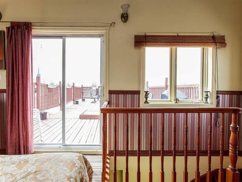 Large Bedroom With Your Own Private Terrace