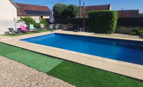 Le Gîte Des Anges - 4pers, Piscine - Location saisonnière - Angé
