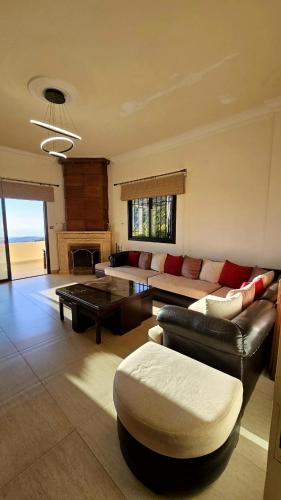 Private Villa 3BR Garden & Events in Douma