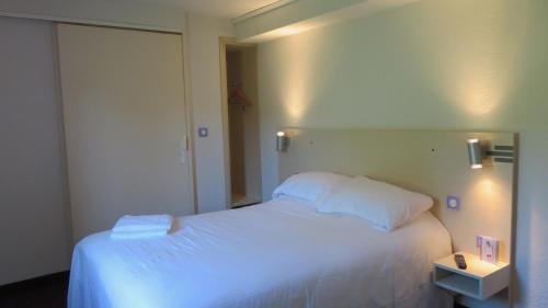 1 twin bed