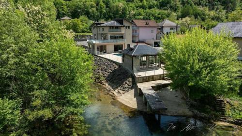 Viesnīcas āriene, Villa Boomerang in Srbljani
