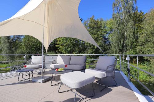 Балкон/тераса, Floatinghouse CALIENE - LP9 in Boffzen