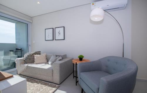 Cityscape Views - New 2BR Retreat