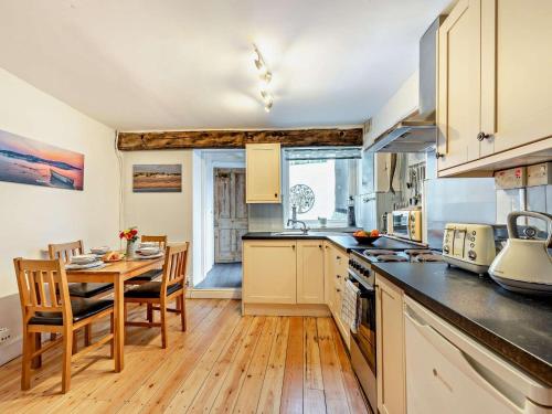 3 Bed in Bideford oc-63058, Appledore (photo 4)