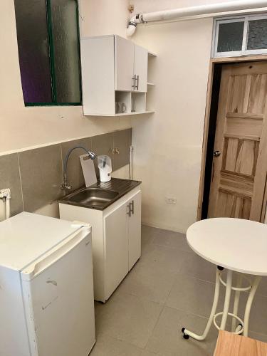 virtuve, Mini departamento corazón de Salcedo (Mini departamento corazon de Salcedo) in Salcedo