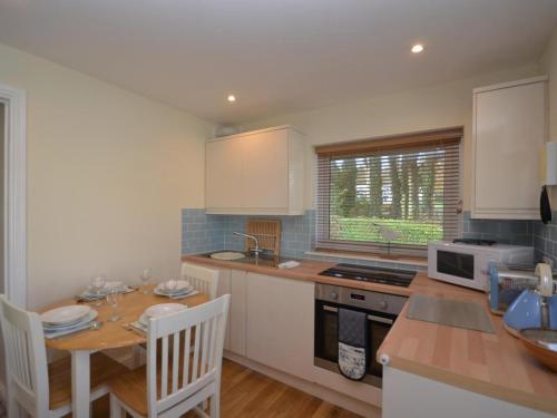 2 Bed in Brixham oc-bx054, Brixham