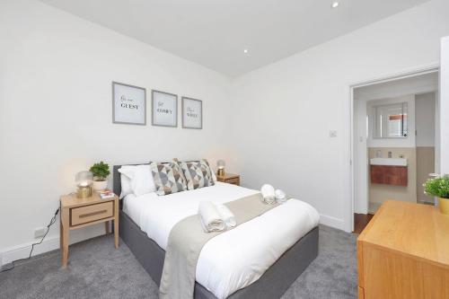 Loft apartment in Broadway Market - image 42