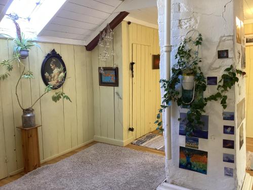 Angelas White House - single room in 斯塔姆松