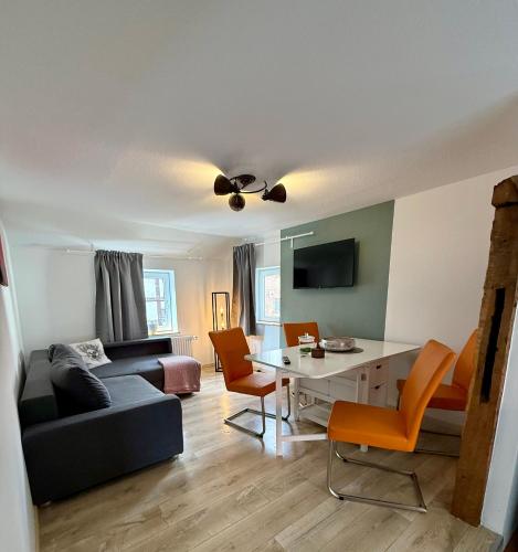 Facilities, Ferienwohnung im Fachwerkhauschen Nahe Edersee mit 2 Schlafzimmern, Terrasse, Parkplatz - Wohnung 1 in Waldeck