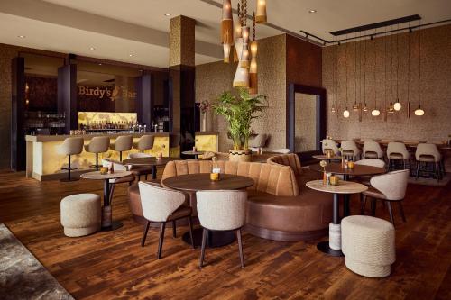 Krogs/atpūtas telpa, Van der Valk Hotel Sneek in Súdwest-Fryslân