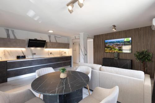 AURA Apartment