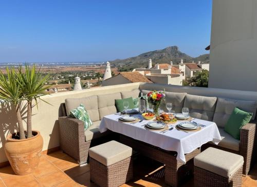 Beautiful 3 bedroom villa in the Golf and Sports paradise of La Manga Club