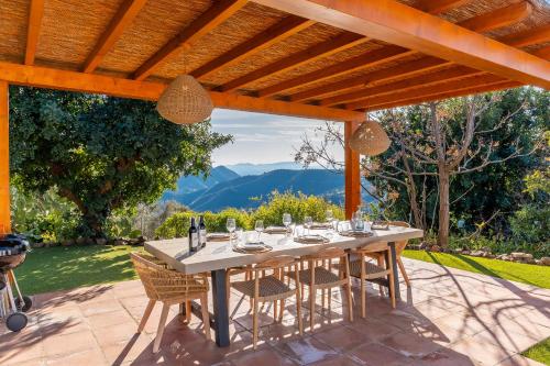 Cubo's Casa Los Pinos High Privacy Pool in Totalan