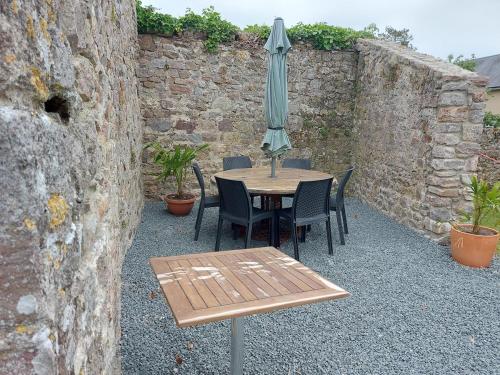Charmant cottage neuf classé 3 étoiles (Charmant cottage neuf classe 3 etoiles) in Regneville-Sur-Mer