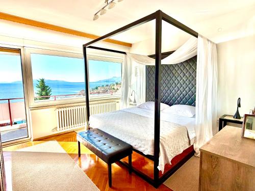 Blue View Apartment