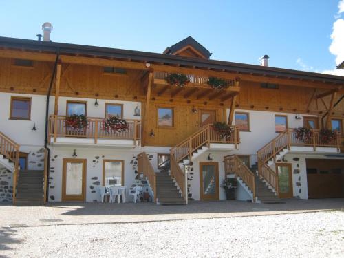 Agriturismo Pisani - Hotel - Brez