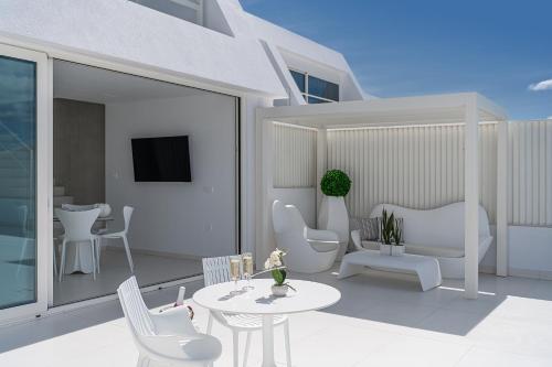 Lagon Life Spirit Design Villas - Adults Only in Akrotiri