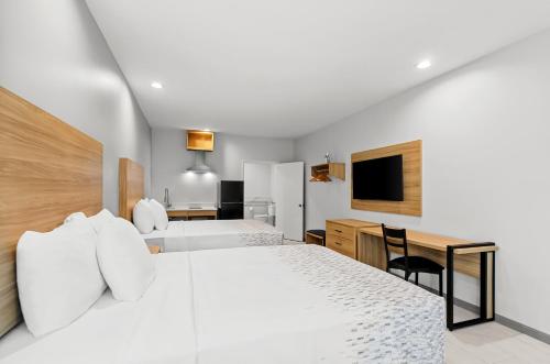 Americas Best Value Inn & Suites Tomball Grand Parkway in Klein