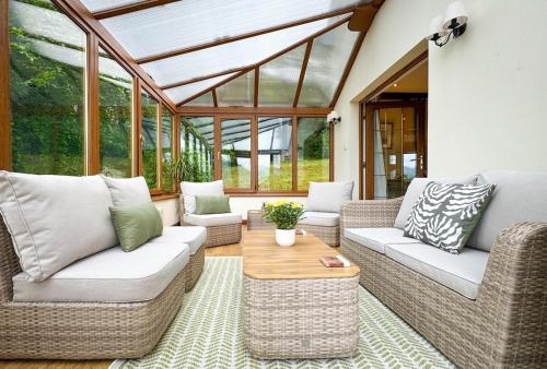 Loch View, Hot Tub, Near Loch Lomond, Pet-friendly in อาร์โรชาร์
