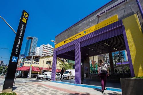 ZEST Teodoro in ปินเยย์โรส