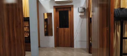 Hotel Le West Near Exhibition Center in Goregaon