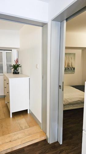 Casa dos Bicos Charming Apartment - image 3