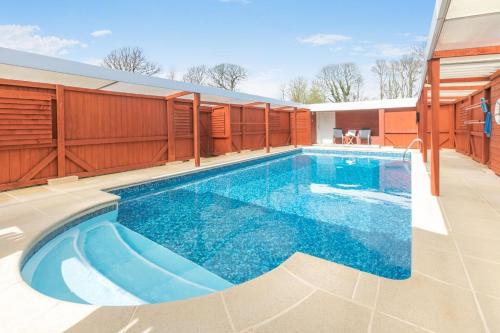 Iekārtas, 3 Bed in Nr St. Keverne oc-tremen in Porthallow