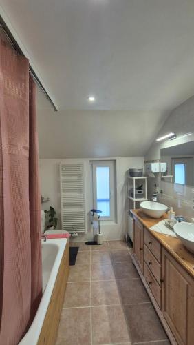 Vannas istaba, Appartement Chrysolithe - Mon Refuge in Jougne