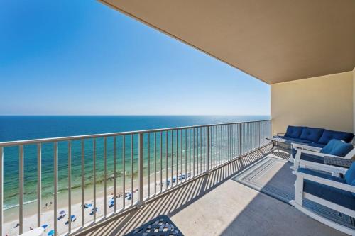 Crystal Shores West 1006 by Youngs Suncoast – khách sạn tại Little Lagoon