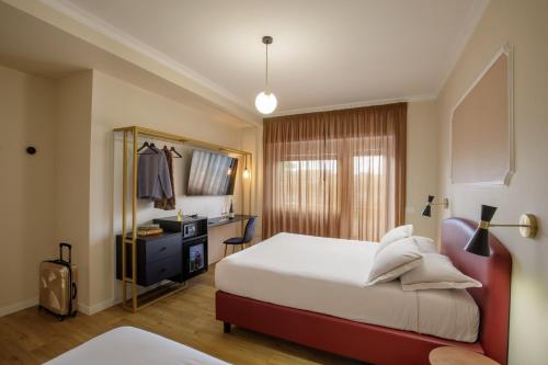 Suites 51 - image 25