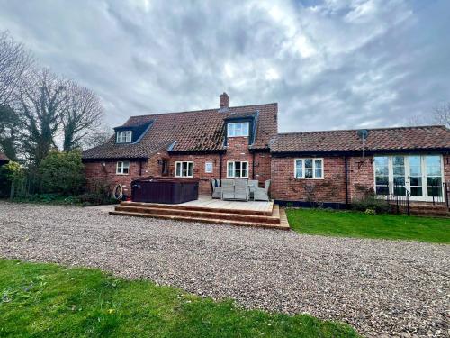 Locks Lane Cottage in Shipmeadow