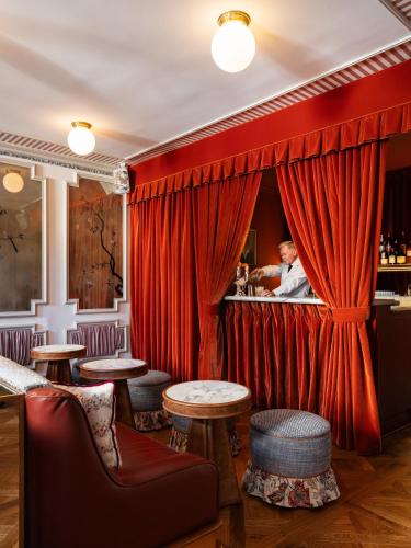 Bar/lounge