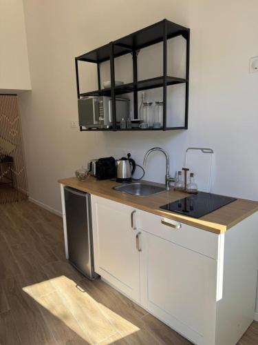 Le jardin d'Eden -Appartement neuf -Tram à 1 min-Hôpitaux-Eurexpo-Parking (Le jardin d'Eden -Appartement neuf -Tram a 1 min-Hopitaux-Eurexpo-Parking) in 布龍