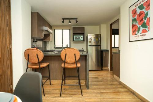 Stylish 2BR-2BA Near Plaza de Toros Mexico City in Mexico City, Mexico