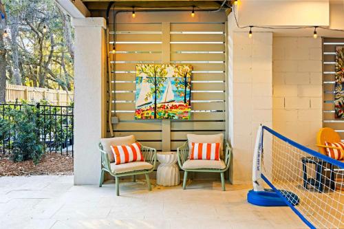 Luxury 6 Br Sleeps 18 Private Heated Pool Fire Pit in 힐튼 헤드 아이랜드 (SC)
