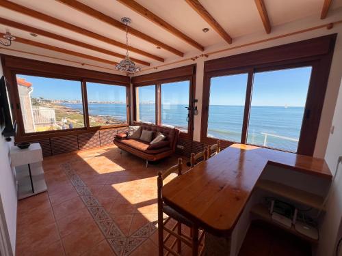 Mirador del Mar Ferris Bungalow – khách sạn tại Punta Prima