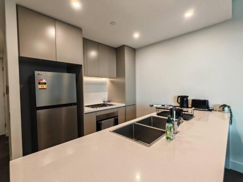 Parkside Sanctuary - 2BR apartment in Olympic Park - image 4