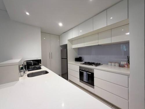 Ground-Floor Comfort Peaceful 1-Bedroom Apartment - main image