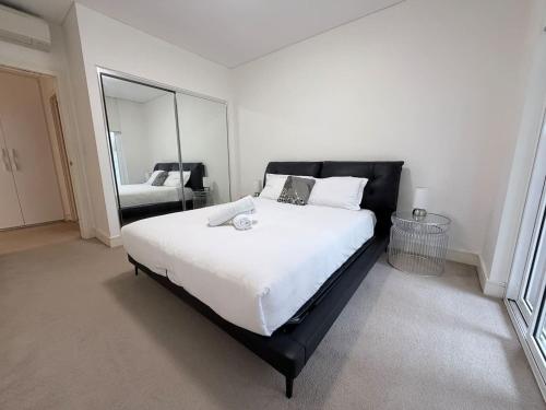 Ground-Floor Comfort Peaceful 1-Bedroom Apartment - image 9