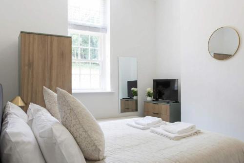 Modern & Bright 1 Bedroom Apartment in Holywell in 霍利韋爾