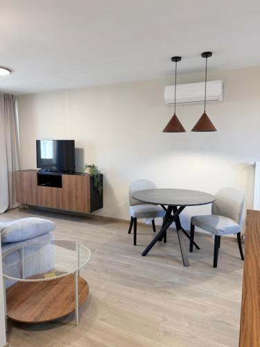 Misvest Lord Cieszyn apartament z balkonem in 扎布熱